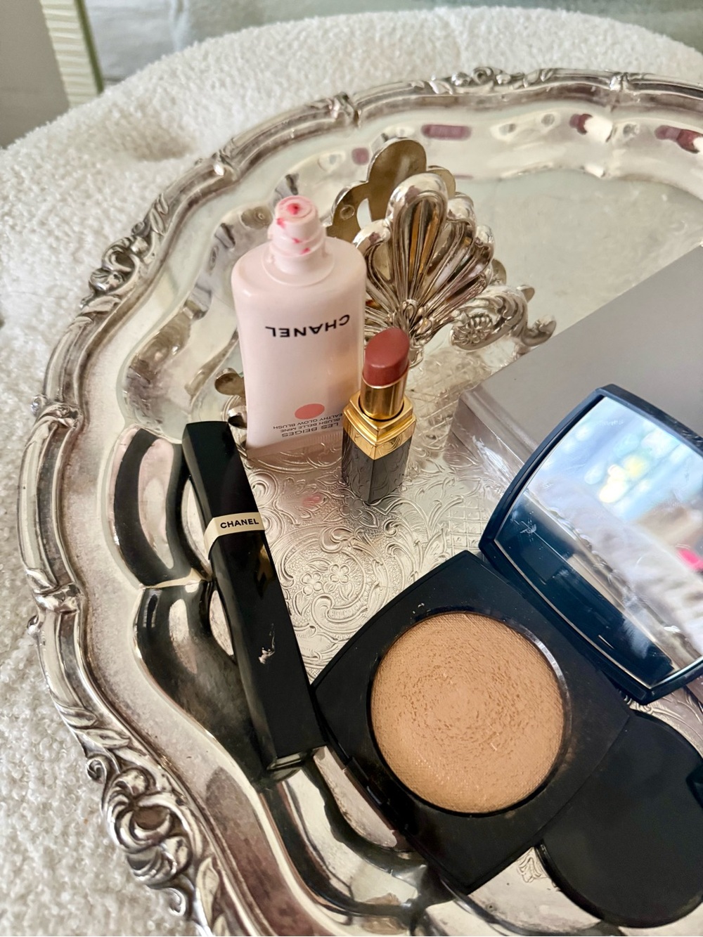 CHANEL  LES BEIGES
Summer Essentials, Limited Edition - Picture 7 of 7